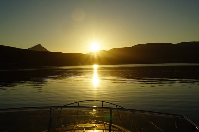 Midnight sun - Luxury Yacht Arctic Queen photo 2