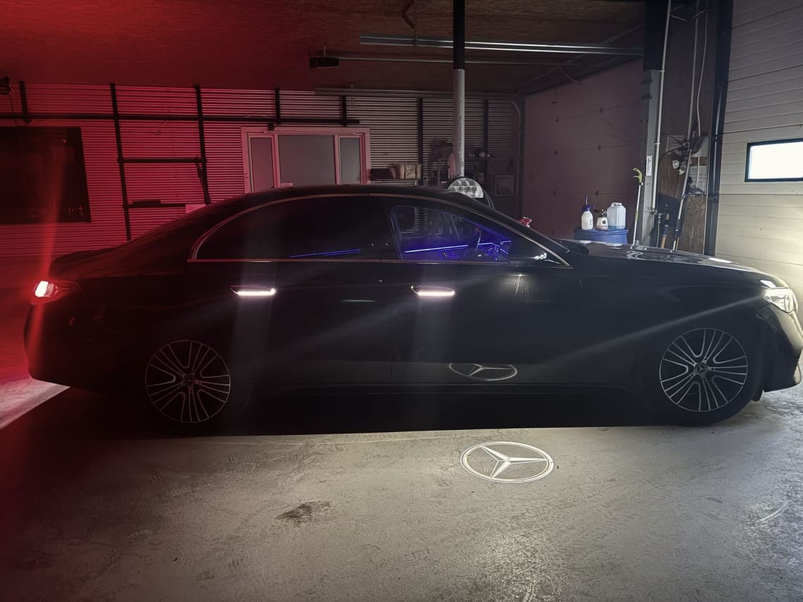 Private Transfer: Reykjavík  →  Keflavik Airport  (Sedan 2 Pax) 5