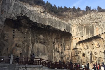 Private Tour of Longmen Grottoes and White Horse Temple in Luoyang