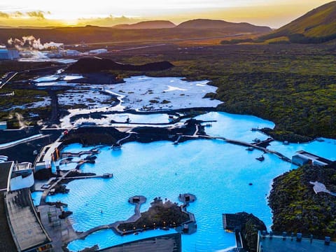 Blue Lagoon & Return - Transfer From Your Hotel/Airbnb, photo 4