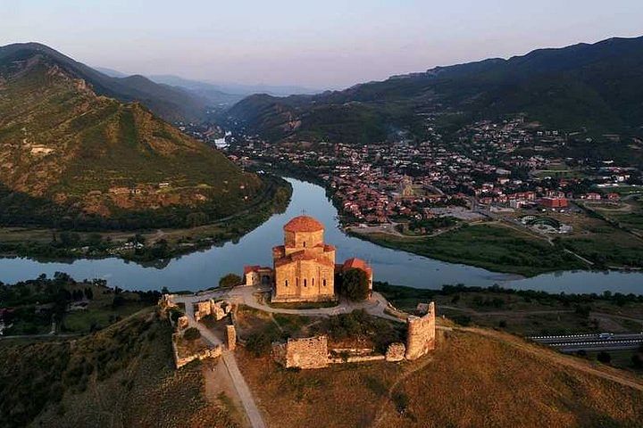 Mtskheta  Jvari  gori  uflistsikhe  history and panorama  Private tours 