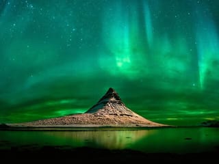 Iceland Northern Lights Tour Magical Winter Night Experience, photo 11