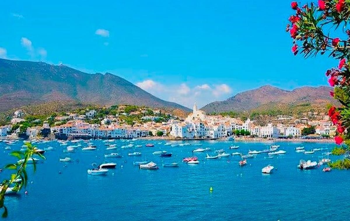 Private Tour from Barcelona to Costa Brava (with guide) GyG