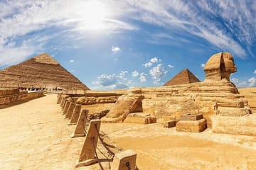 Cairo Tour: Giza Pyramids, Sphinx, and Old Museum Visit