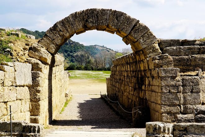 7 Days Private Tour: Argolida - Sparta - Monemvasia - Mani - Olympia & Delphi  9