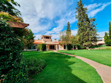 Luxury Wine Resort Getaway in Mendoza, Argentina