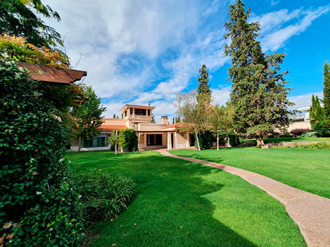 Mendoza 2-Day Escape at Luxury Wine Resort With Optional Airfare