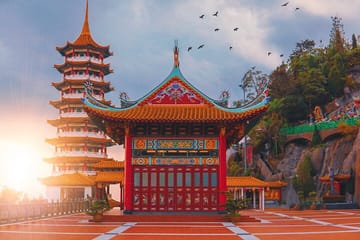 Genting Highlands Day Trip with Batu Caves and Cable Car Ticket