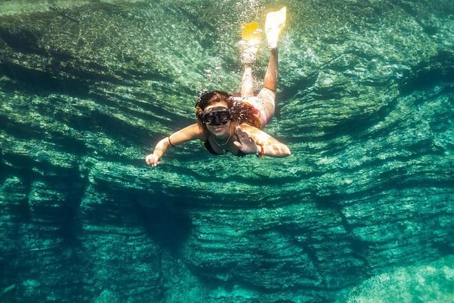 Athens Private Snorkeling and Swimming Cruise with pick up photo 2