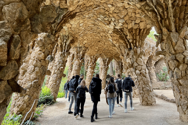 Barcelona Highlights Semi-Private Tour | Sagrada Familia & Park Güell
