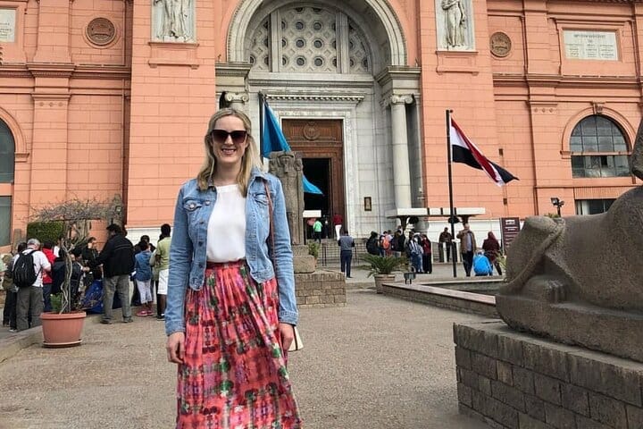 Private Tour to Pyramids ,Sphinx & Egyptian Museum from Hurghada