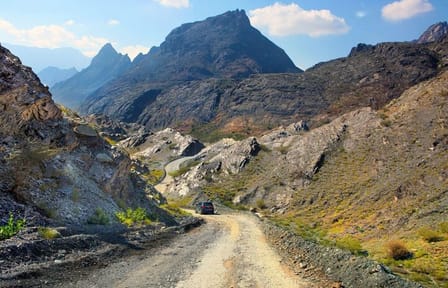 Adventure Tour of Wadi Bani Awf and Nakhal Fort in Oman