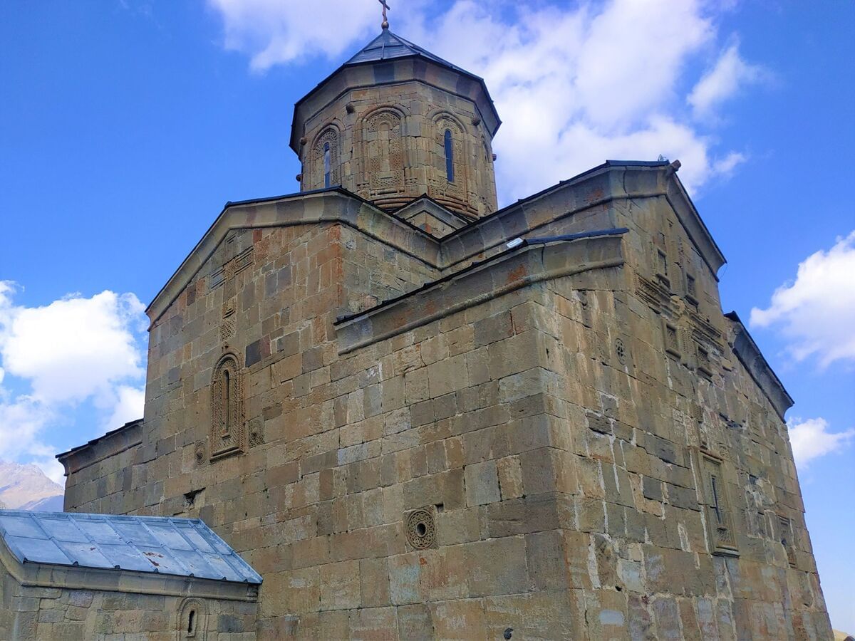 Georgia and Armenia Tour Gergeti trinity church