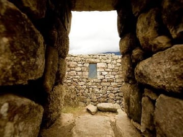 Machu Picchu 2-Day Guided Tour from Cusco