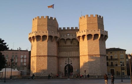 Valencia City Tour: Culture and Architecture Highlights