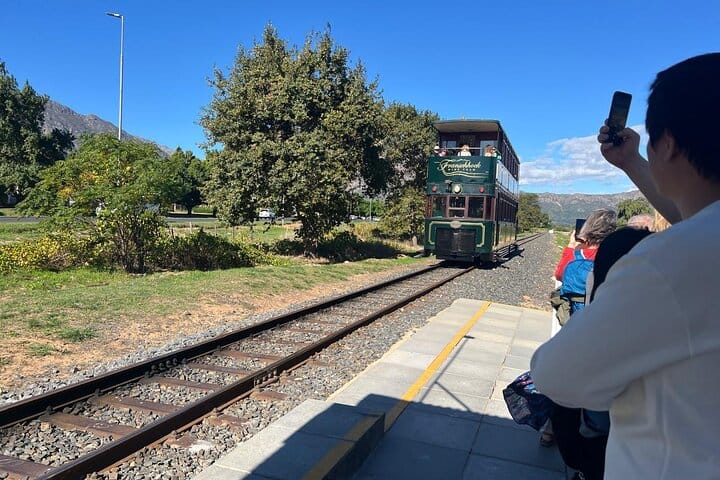 Franschhoek Wine Tram and Wine Tasting Tour with Tram Ticket