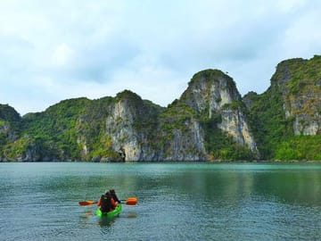 kayaking in Balong Bay