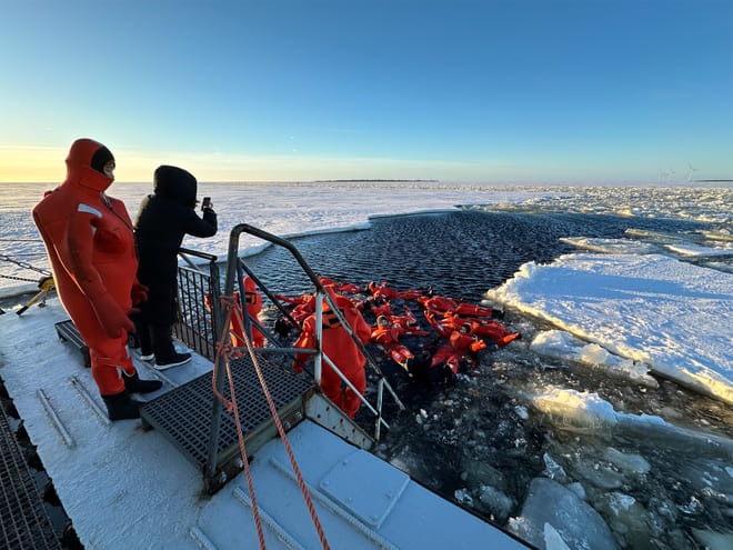 From Rovaniemi: Icebreaker Arktis Cruise with Ice Floating