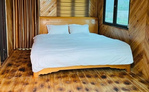 From Hanoi: Sa Pa 3 Days Trekking Hotel & Bungalow Overnight