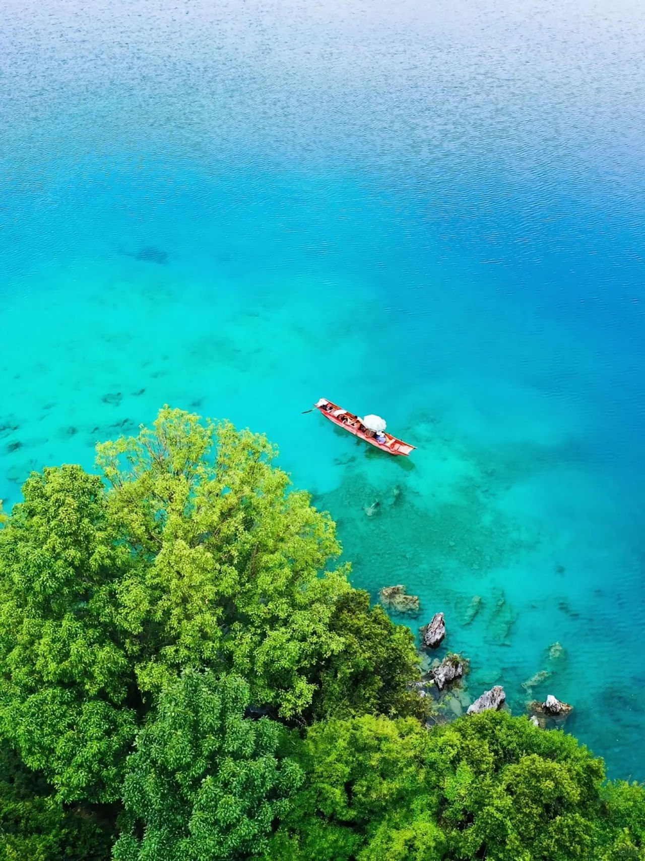 Fuxian Lake, a blue plateau lake