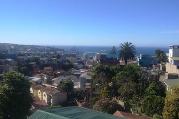 Private Valparaíso & Viña del Mar Day Trip with Boutique Winery