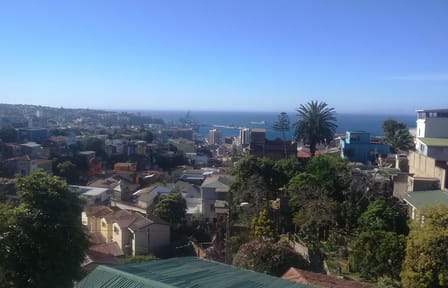 Private Day Trip to Valparaíso and Viña del Mar with Winery Tour