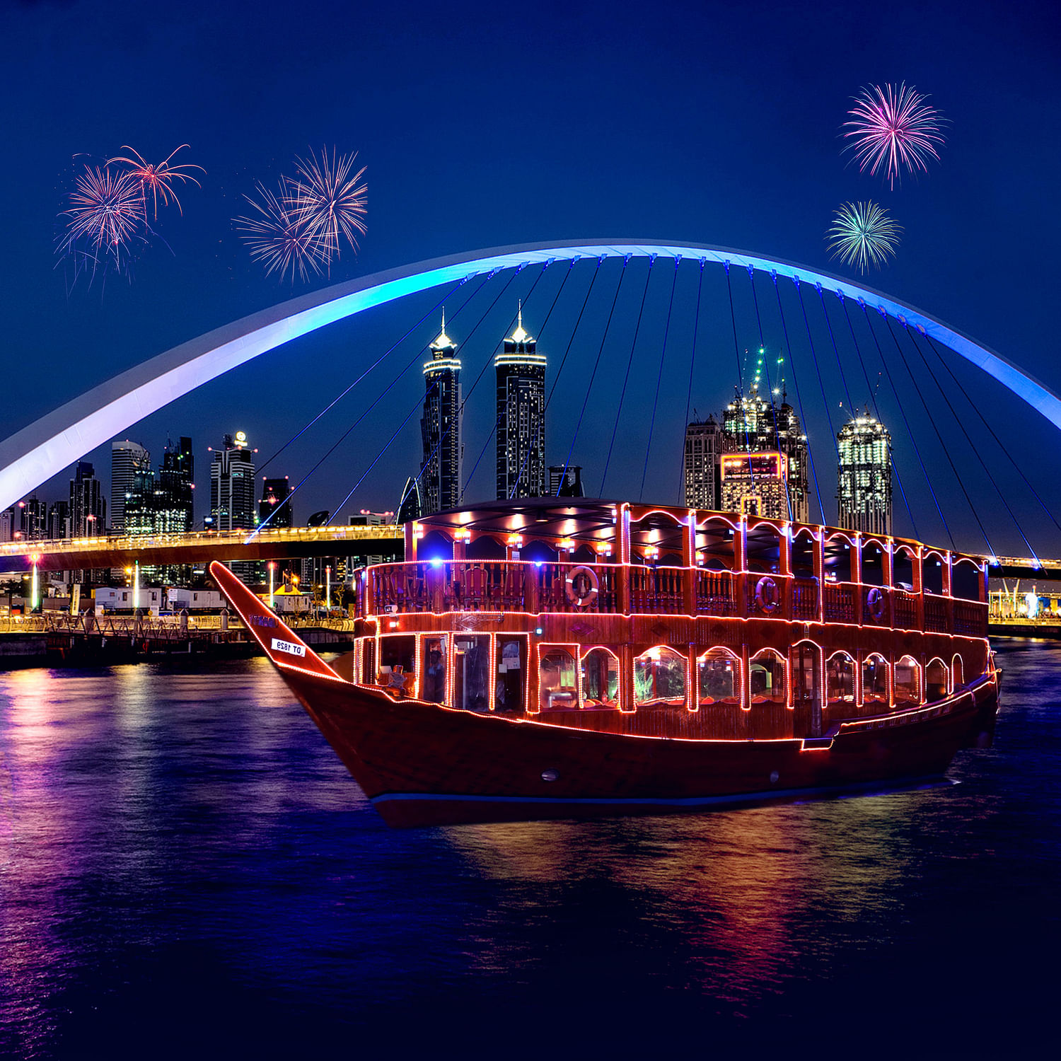 Dubai Water Canal Dinner &amp; Sightseeing Cruise