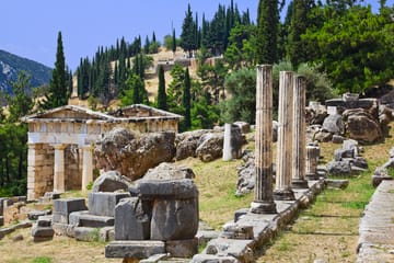 Delphi and Classical Greece 3-Day Bus Tour Experience