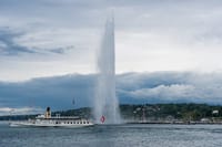 Geneva Private Walking Tour with a Local Guide 4
