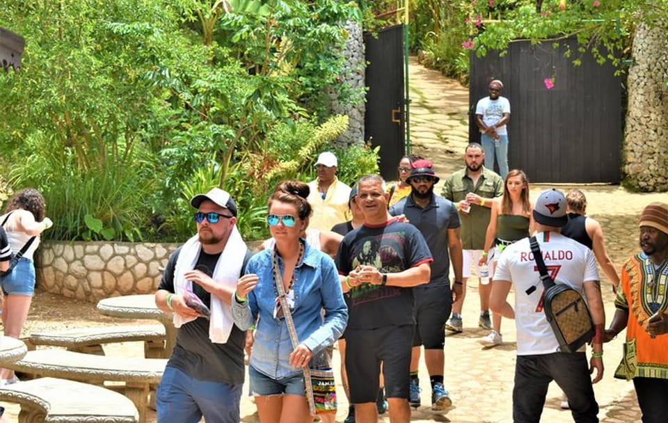 Bob Marley Nine Mile Day Trip with Guided Tour from Lucea