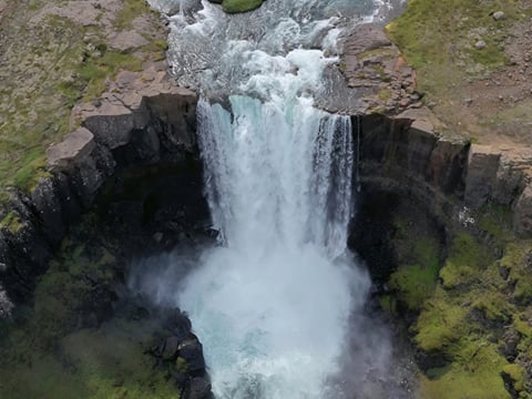 Rjúkandi Waterfall from above