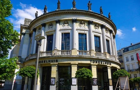 Antwerp Heritage Walking Tour: Cathedral, Grote Markt & More