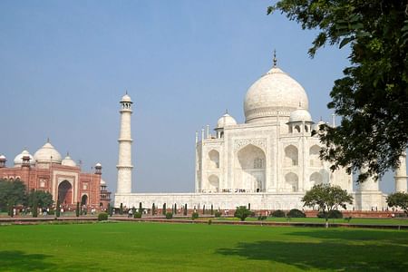 Taj Mahal Agra Day Trip from Delhi by private Vehicle Includes Guide