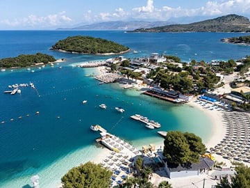 Day Trip to Gjirokastra, Saranda, and Ksamil from Tirana