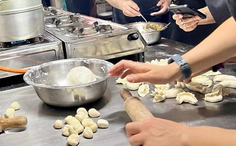 Momo Making Class and Market Tour in Kathmandu