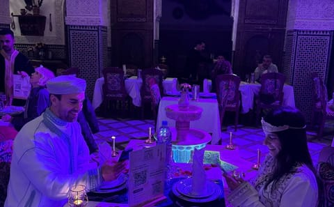 Birthday Celebration Tour with Lunch in Fez and Azrou