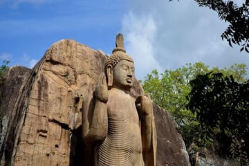 Aukana and Anuradhapura Cultural Day Tour from Polonnaruwa