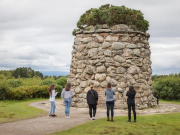 5 Day :  Isle of Skye, Loch Ness, and Inverness including Loch Ness Cruise &  Journey across the Glenfinnan Viaduct ( B&B dbl bed)