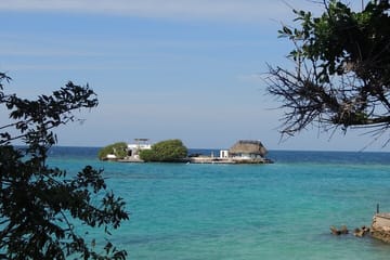 VIP Snorkeling and Boat Tour of Rosario Islands in Cartagena