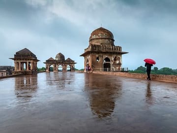 3-Day Private Guided Tour of Jyotirlinga Temples and Mandu