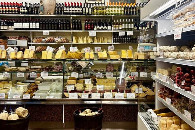 Rome: Trastevere Small Group Walking Food Tour