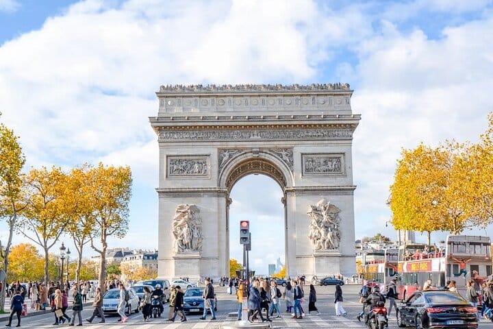  Arc de Triomphe, Wine & Eiffel Summit Tour with Hotel Pick up 7