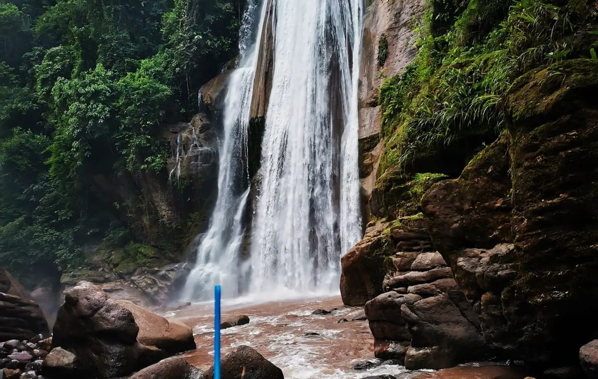 Adventure Tour to Diablo y la Novia Waterfalls in Pucallpa