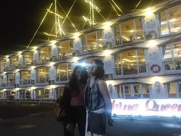 Water Puppet Show with Cyclo Ride and Dinner Cruise in Ho Chi Minh City