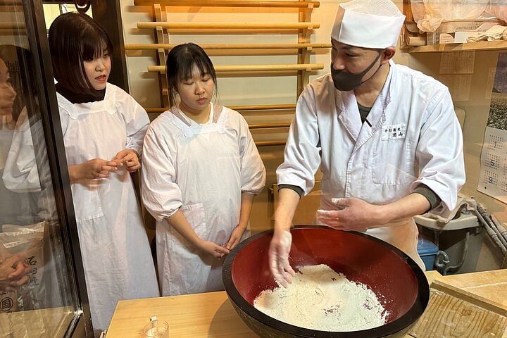 Making and Tasting Japanese Soba Session in Tokyo