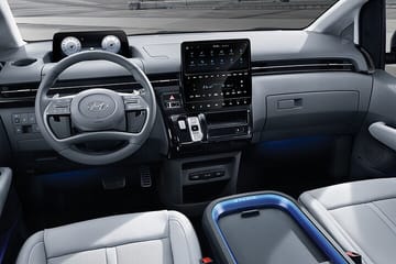 Customizable Private Seoul Tour in luxury van for VIP