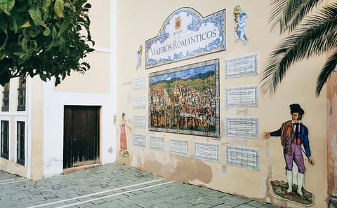 White Villages and Ronda Day Tour from Seville