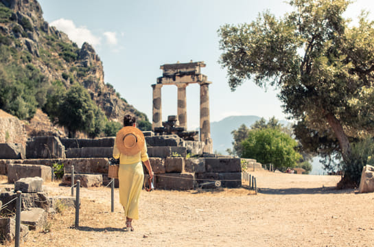 Private Delphi & Thermopylae Tour from Athens