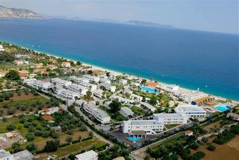 Transfers from Kineta to Athens Airport