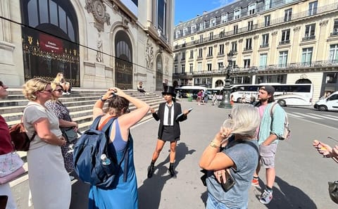 Joséphine Baker Walking Tour in Historic Paris Sites